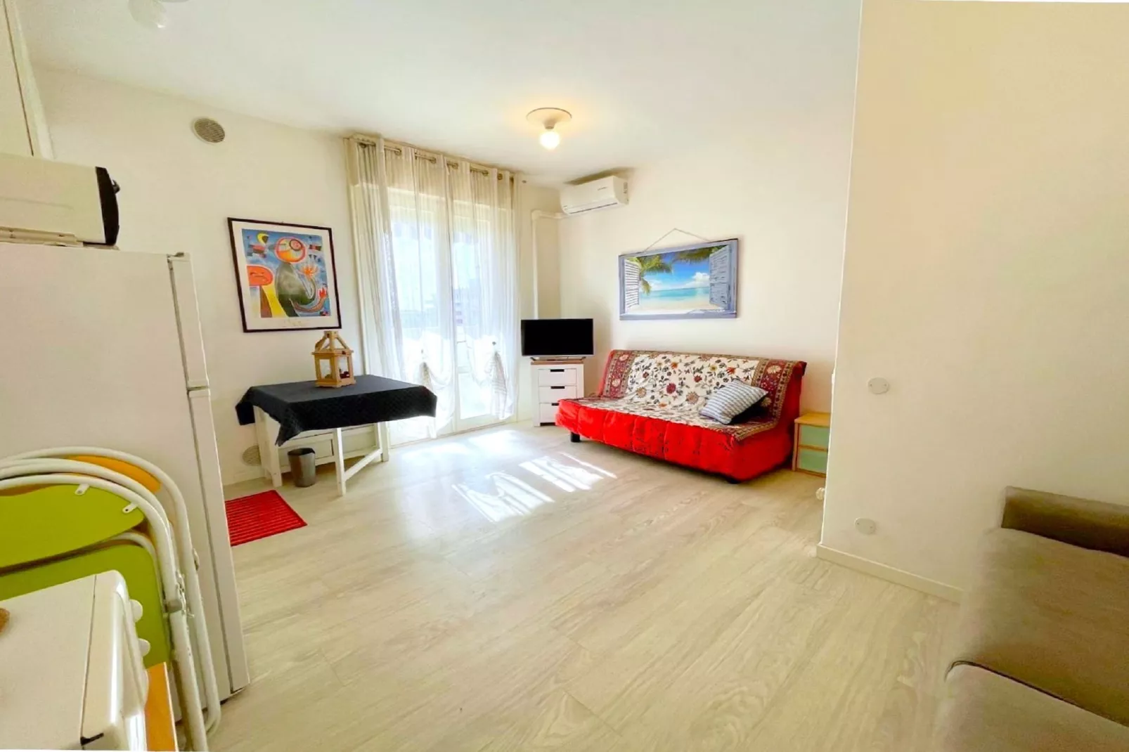 Portesin 43A-Living room
