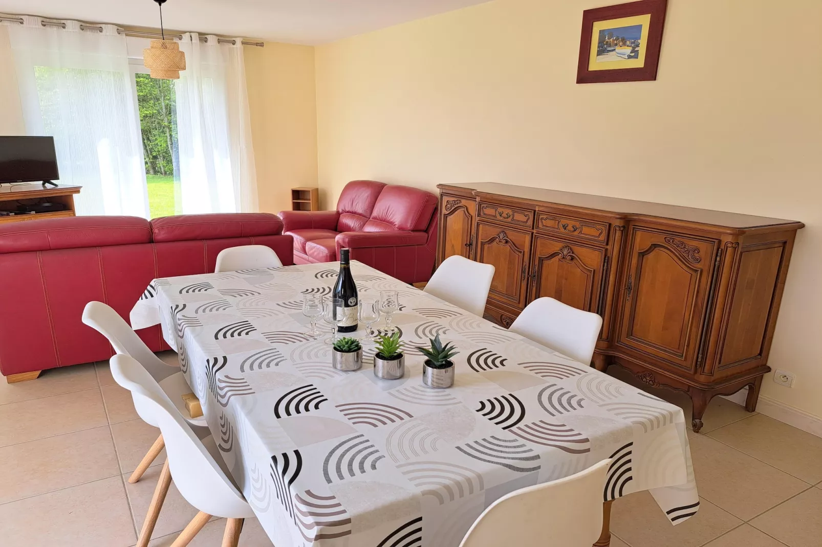 Maison de vacances Hanvec-Dining room