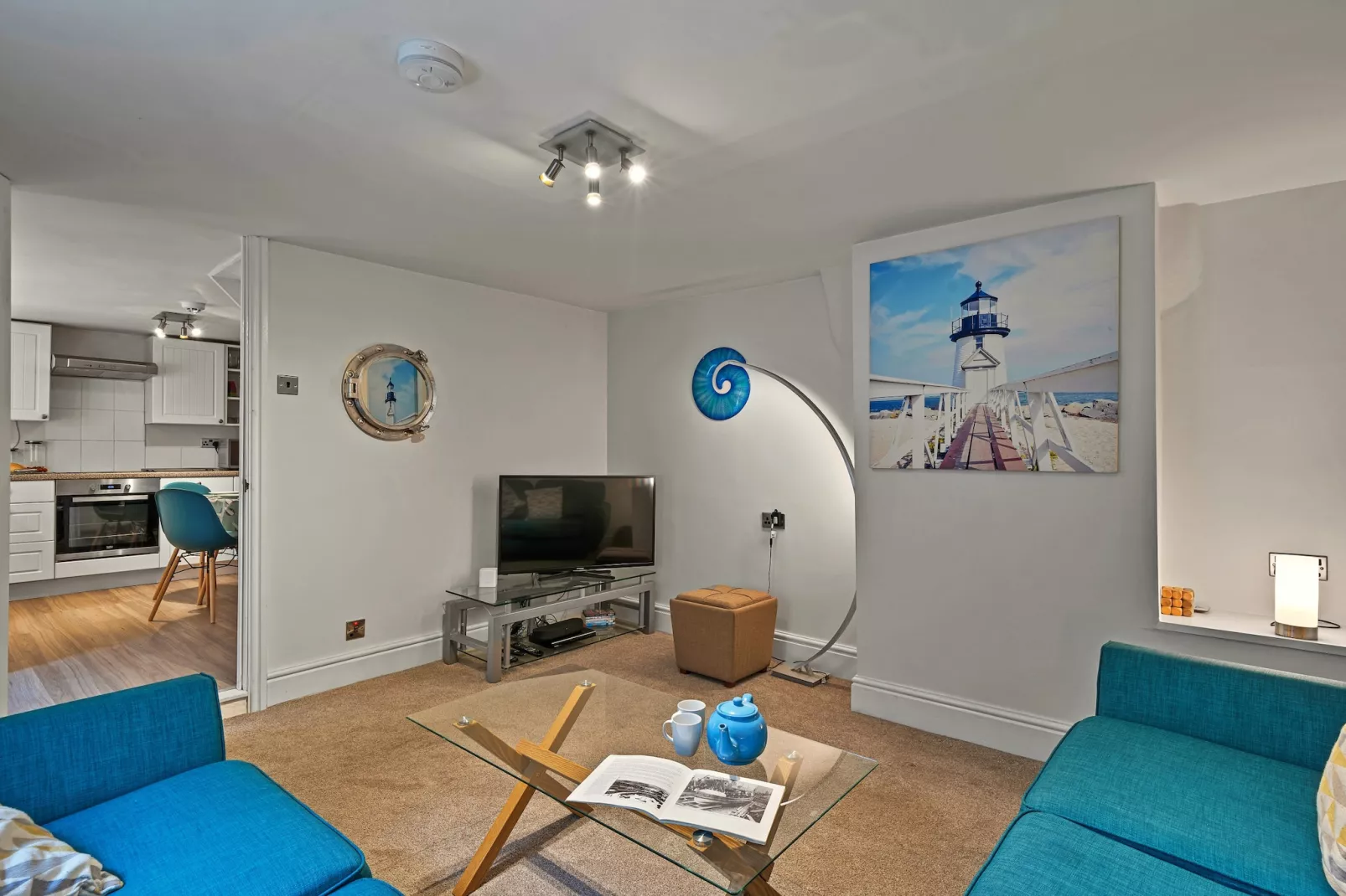 Porthole Cottage-Living room