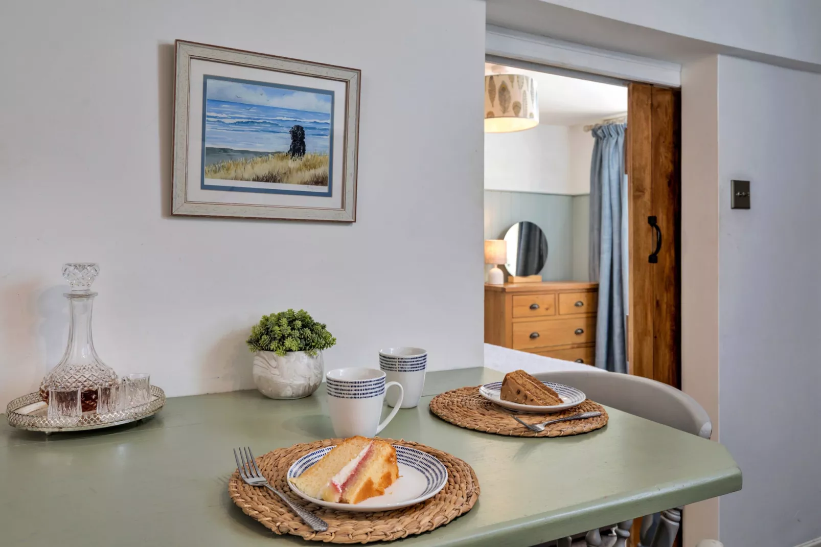 Duck Down Cottage-Dining room