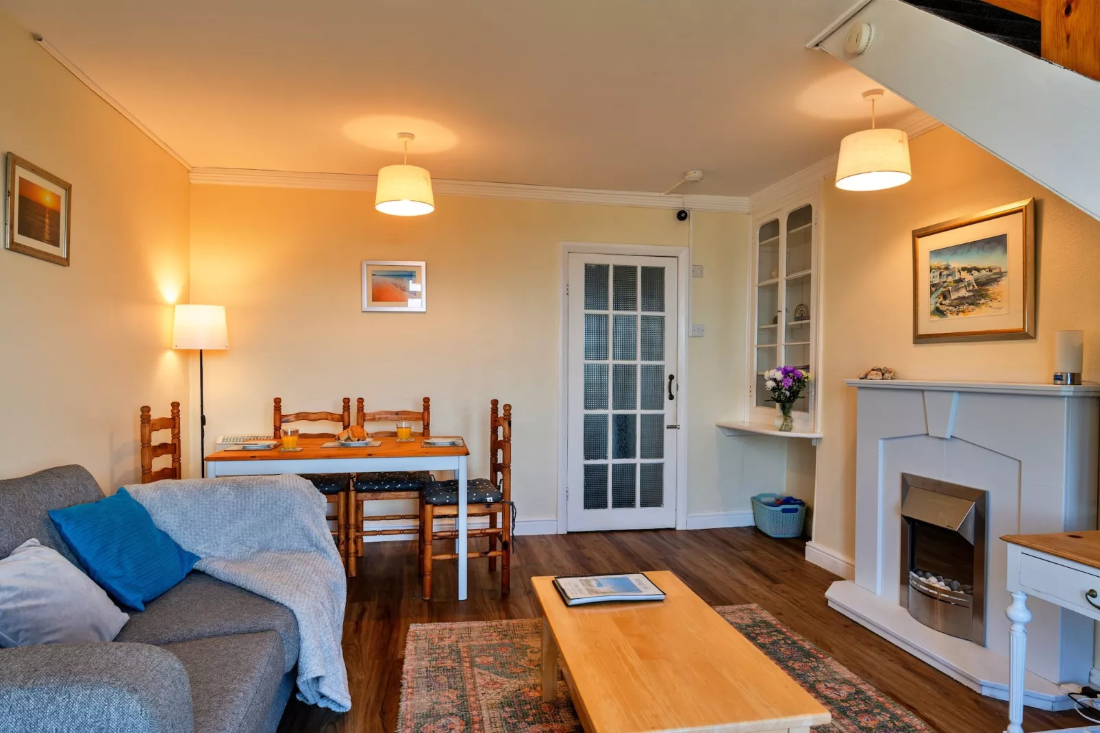 Longships-Living room