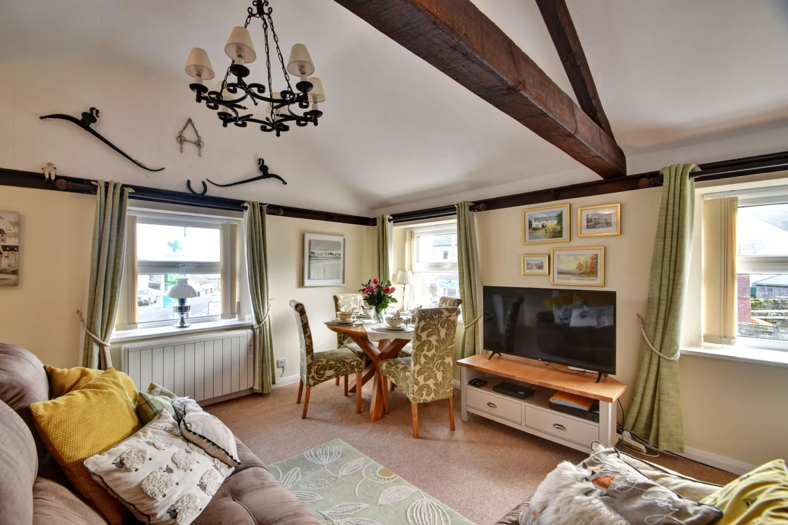 Dales Barn Top-Living room