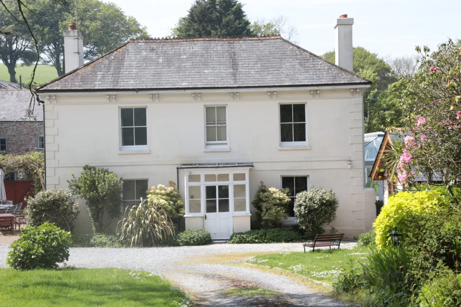 Buckland House-Außenbereich Sommer