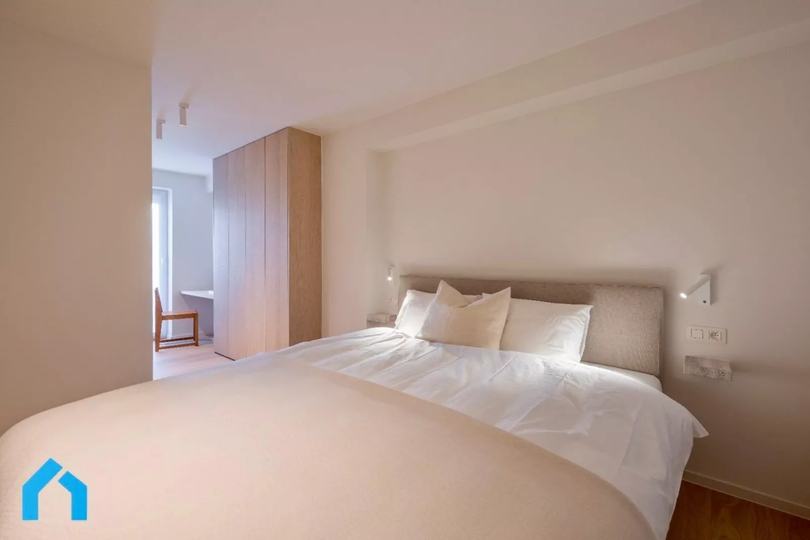 Longchamp 11-Schlafzimmer