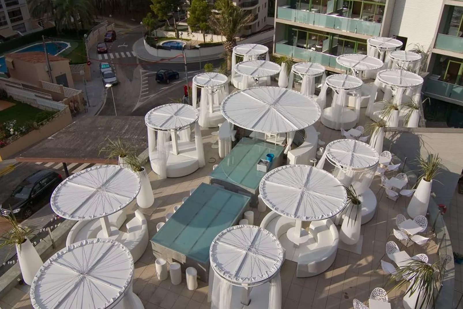 APOLO SUITES RENTALMAR 2/4-Außenbereich Sommer