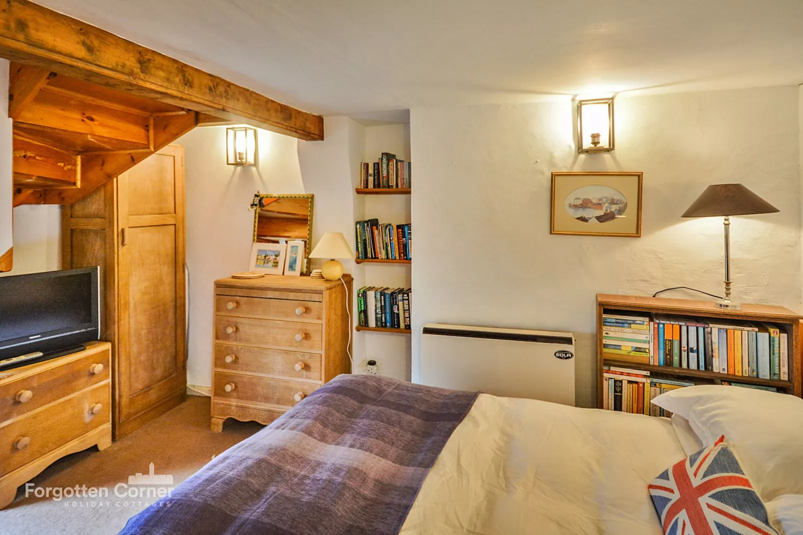 April Cottage, Cawsand-Bedroom