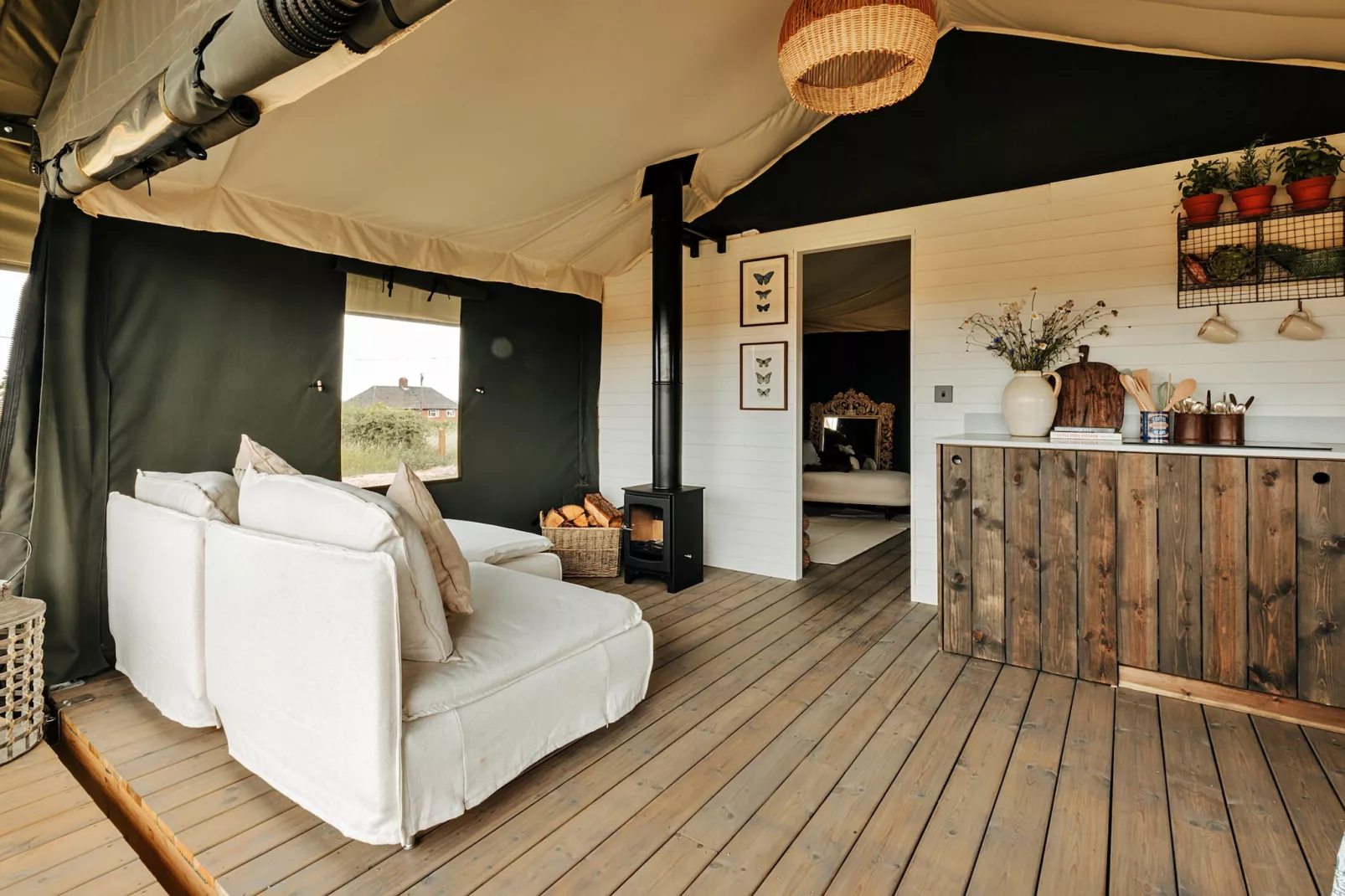 Owls Nest-Living room