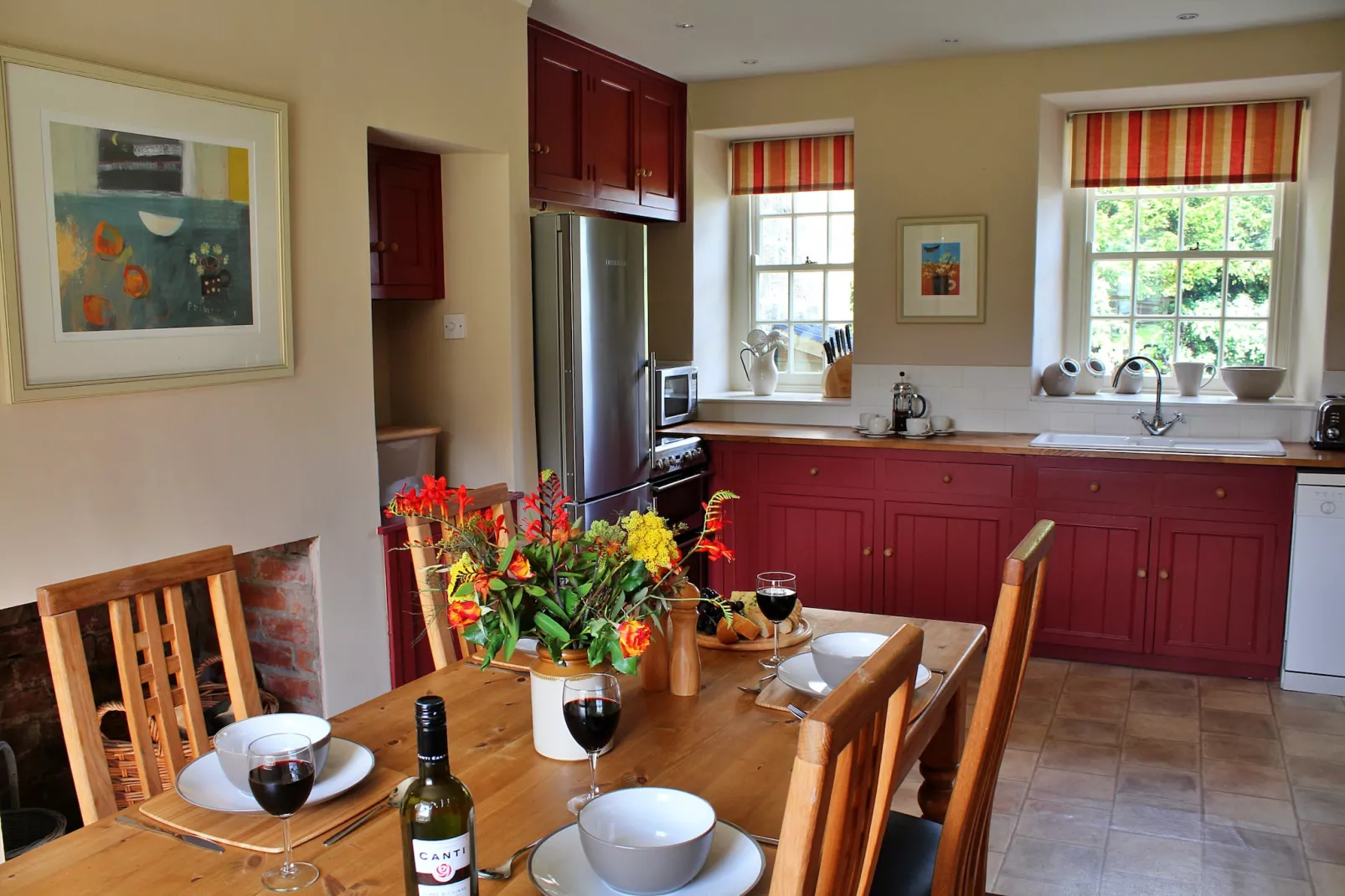 Ingleby Manor - Courtyard Cottage-Dining room