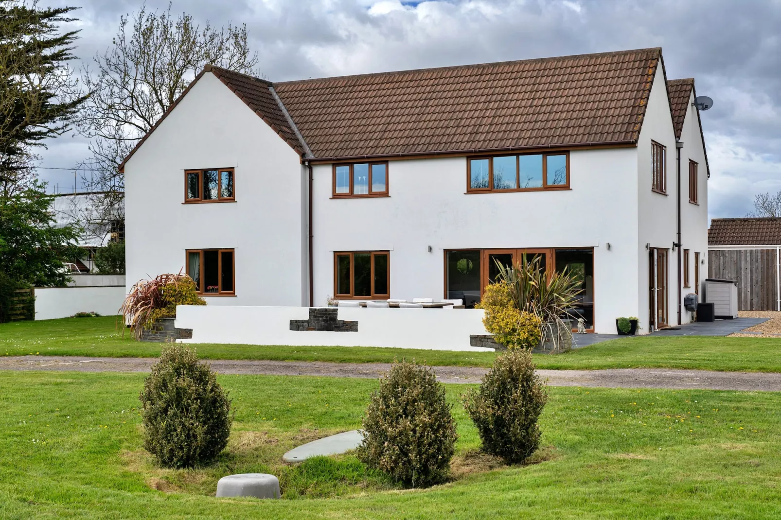 Stone Bow Farmhouse-Exterior summer