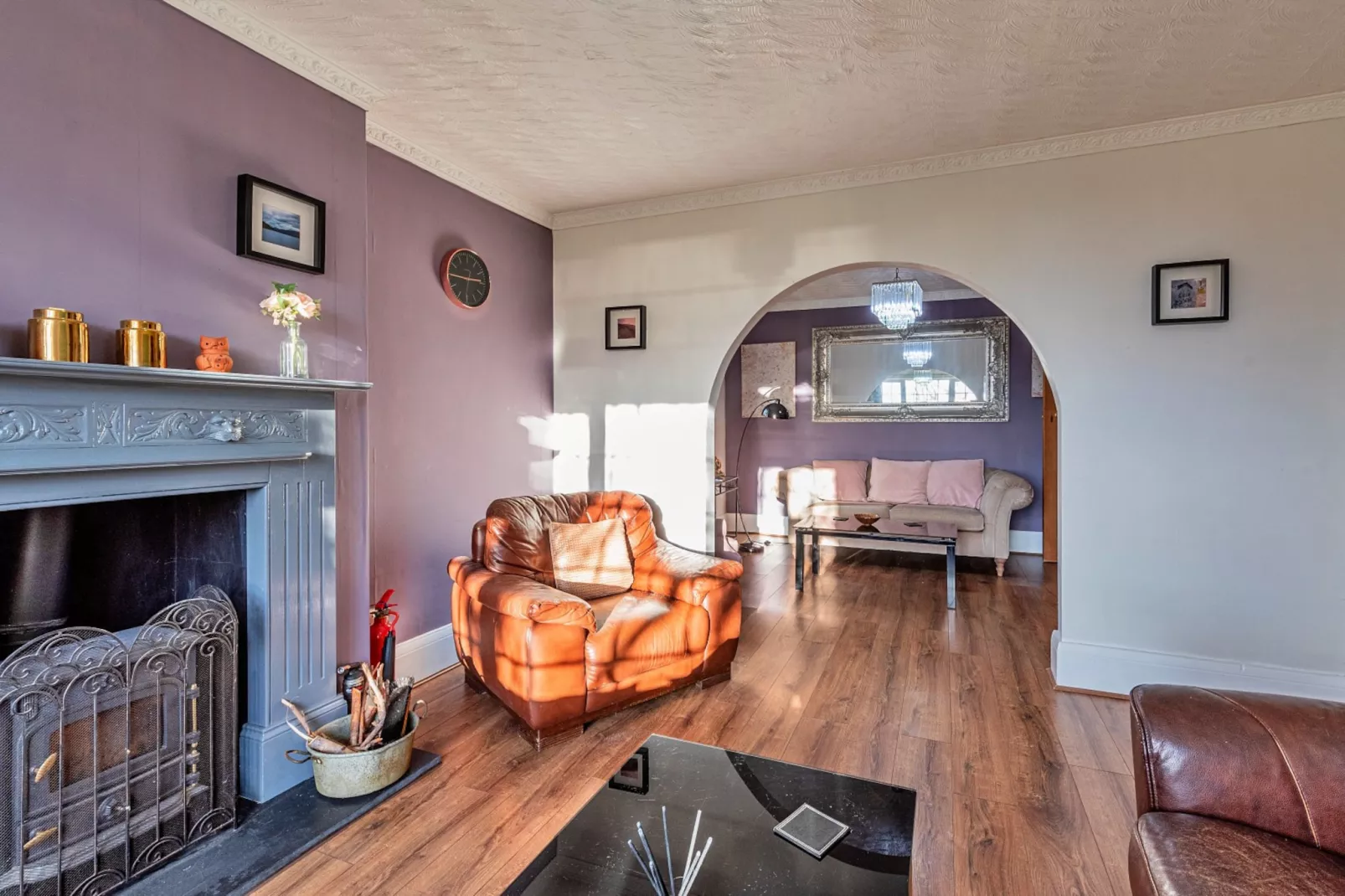 Ty Gwyn Hideaway-Living room