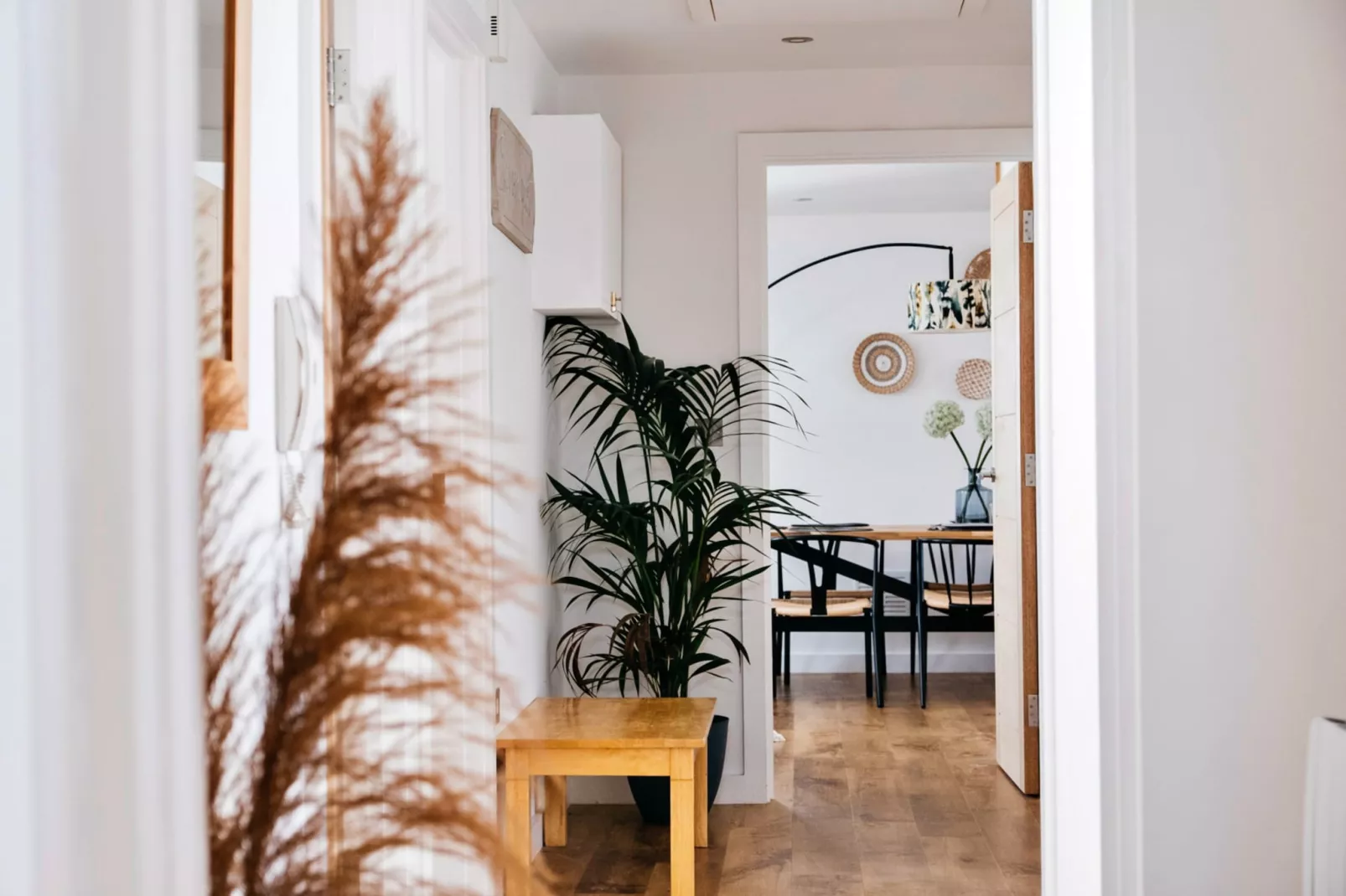 Tolcarne Stay - Luxury Newquay Apartment-Reception hall