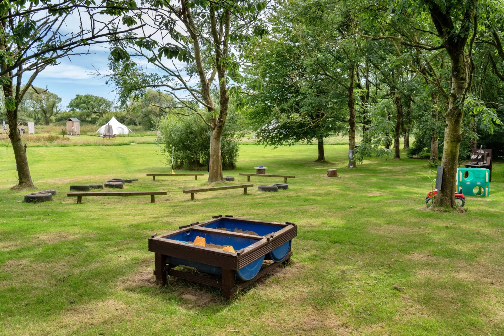 Oak Lotus Belle Tent-Facilities