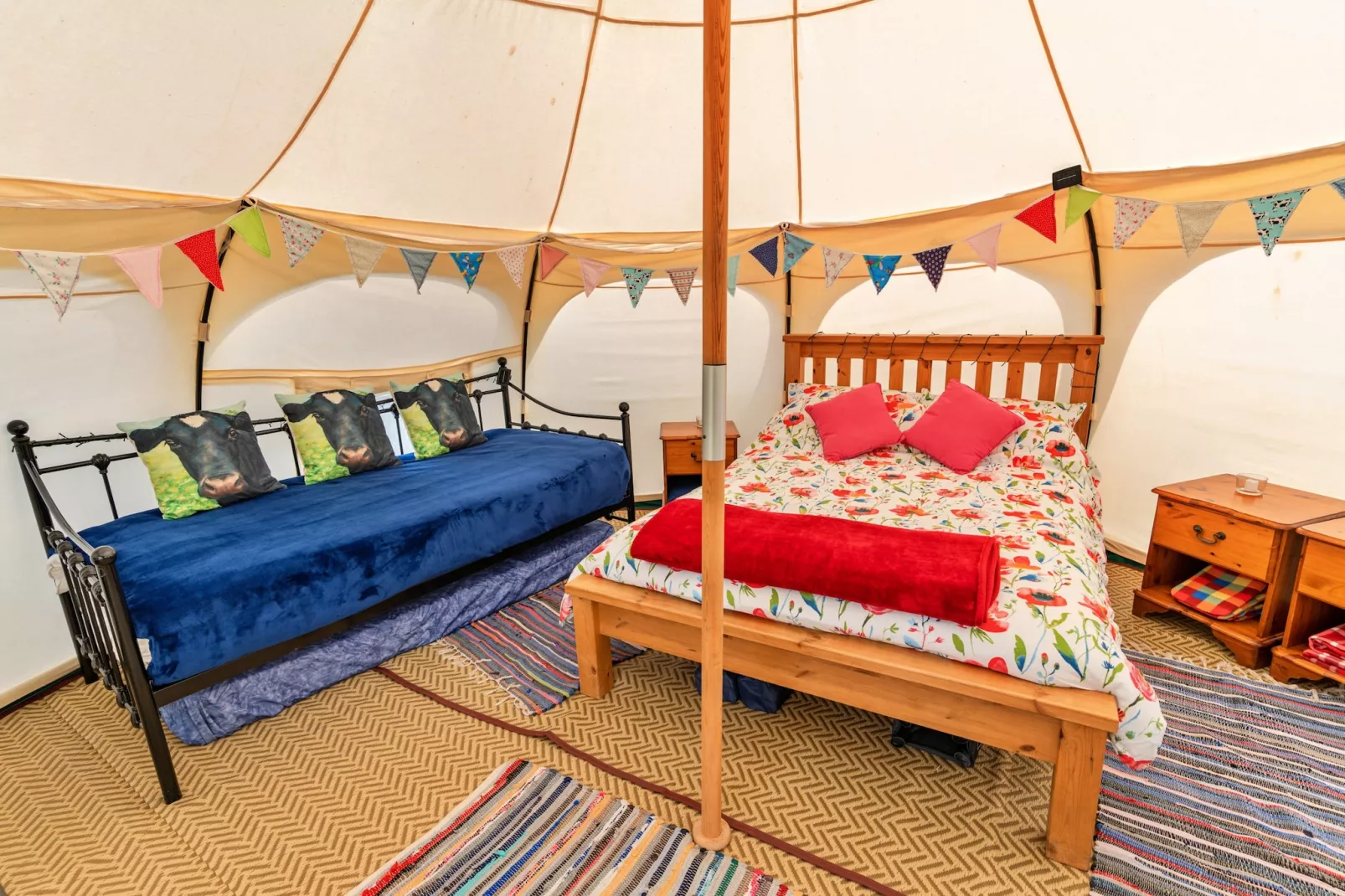 Ash Lotus Belle Tent-Bedroom