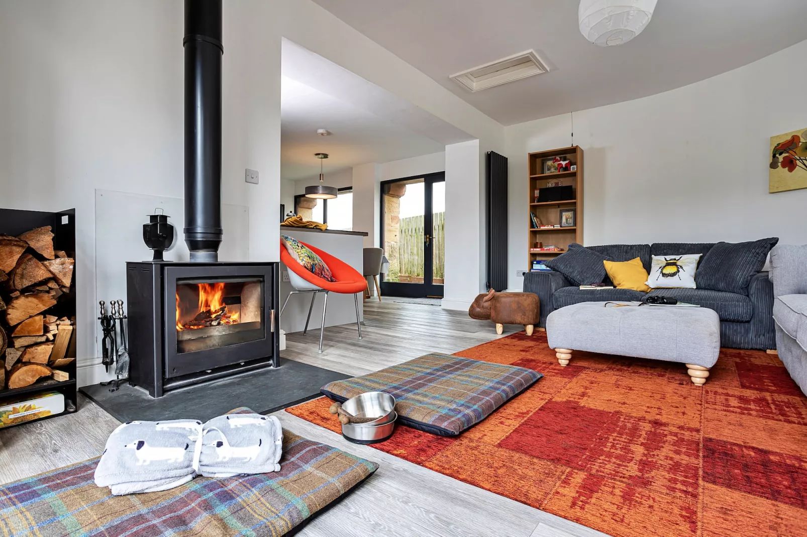 Quarry Lodge-Living room