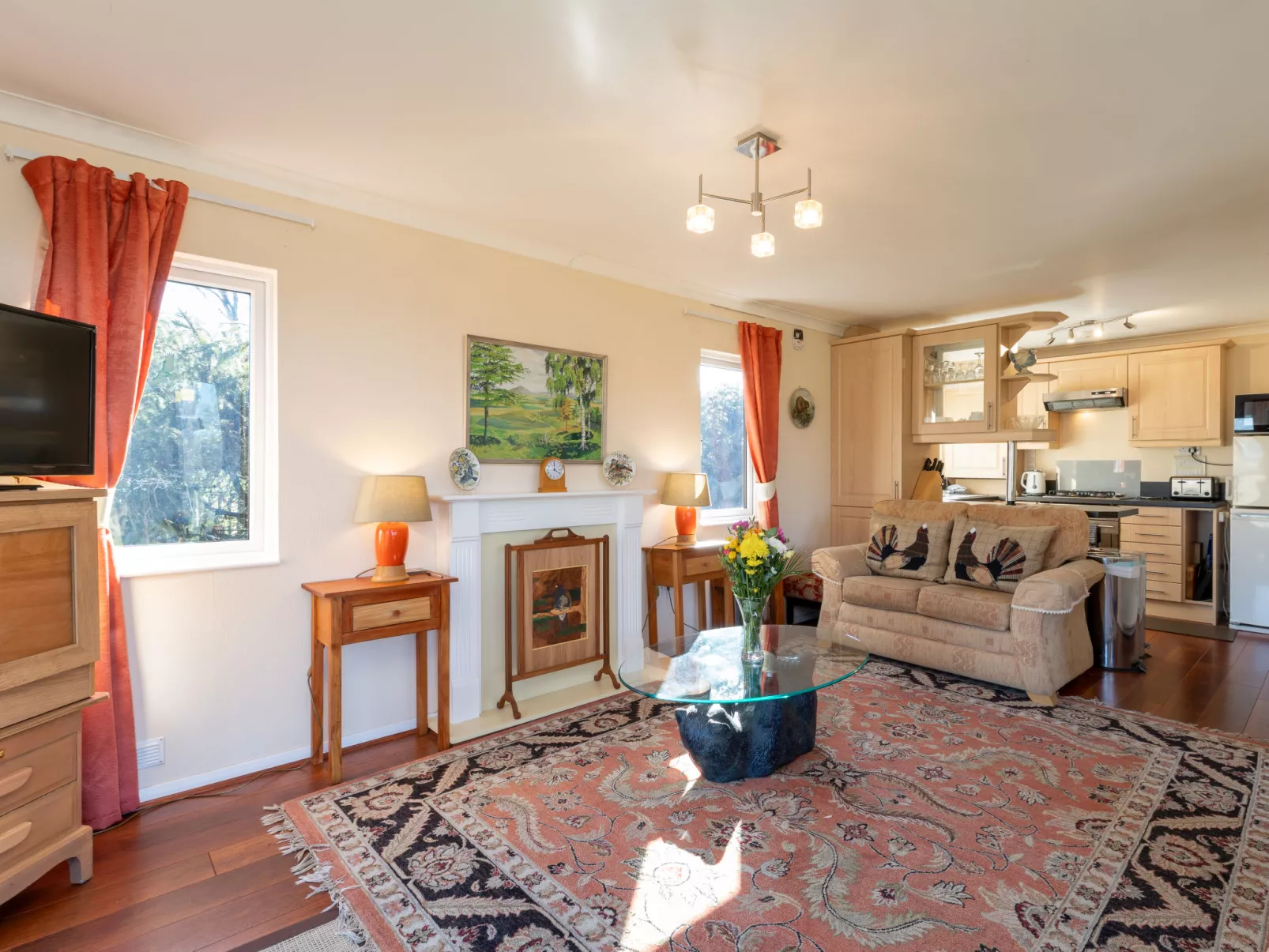 Capercaillie Lodge-Inside