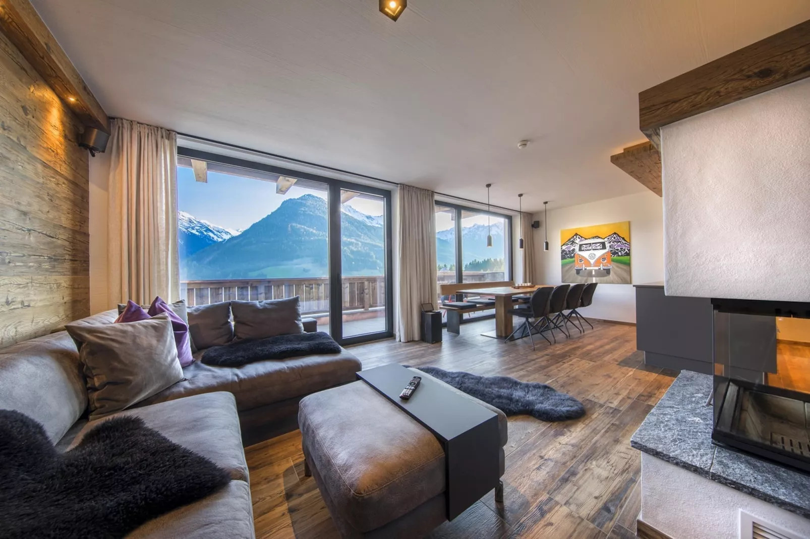 Nationalpark Chalet Schwarze Wand-Living room