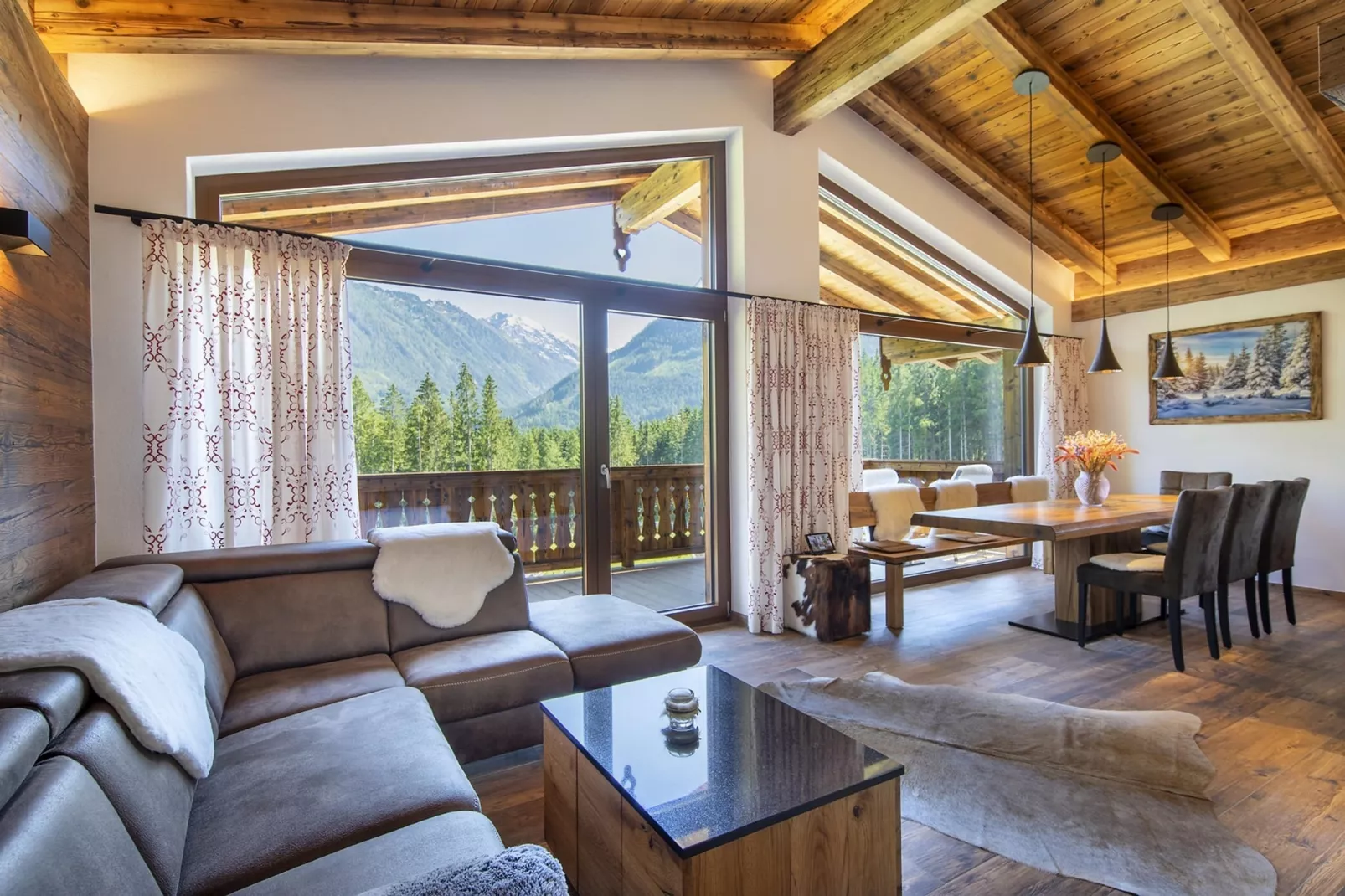 Nationalpark Chalet Reichenbergerspitze-Living room