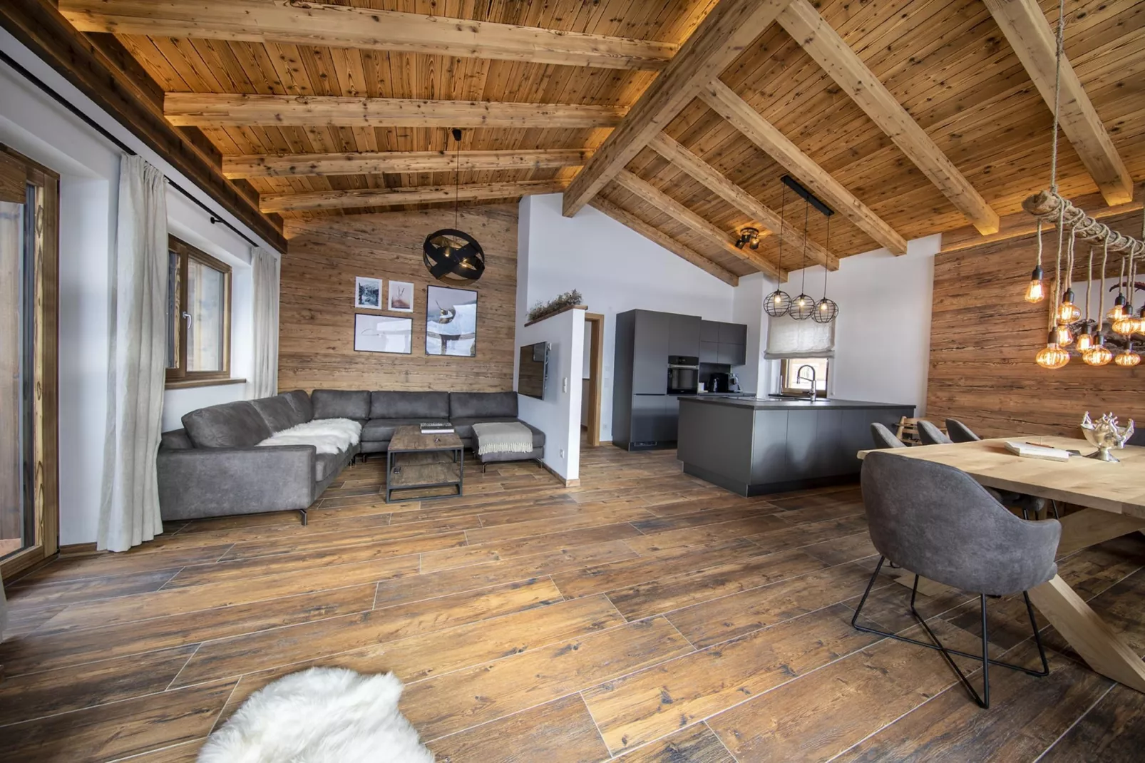 Nationalpark Chalet Bretterspitze-Living room