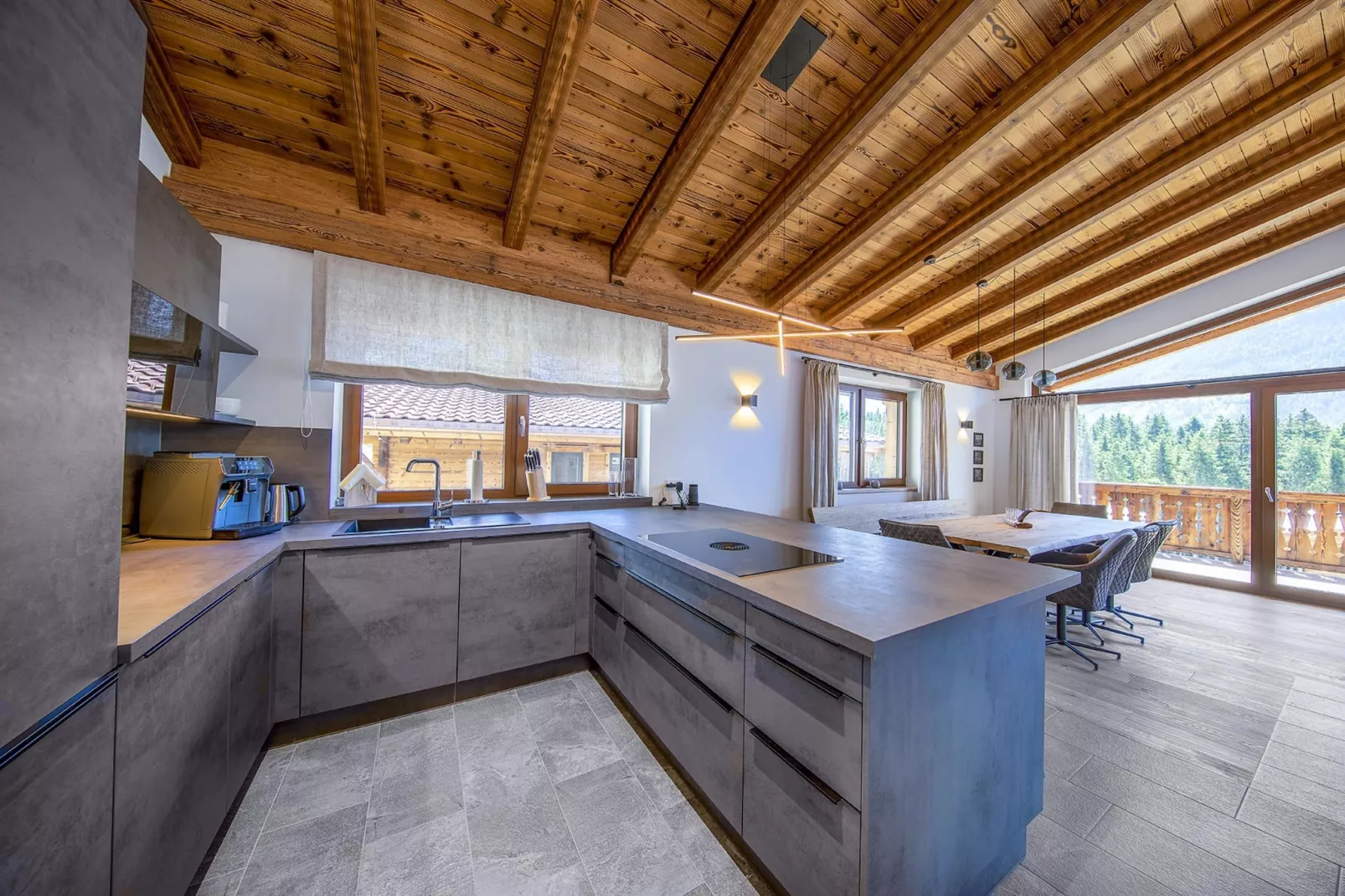 Nationalpark Chalet Mittereggspitze-Kitchen