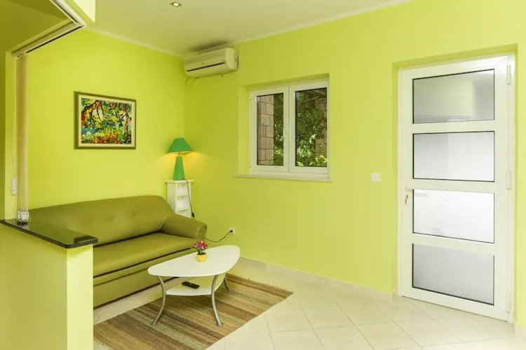 Apartments Villa Dubrovnik - Comfort Studio Apartment with Terrace and Sea View-Living room