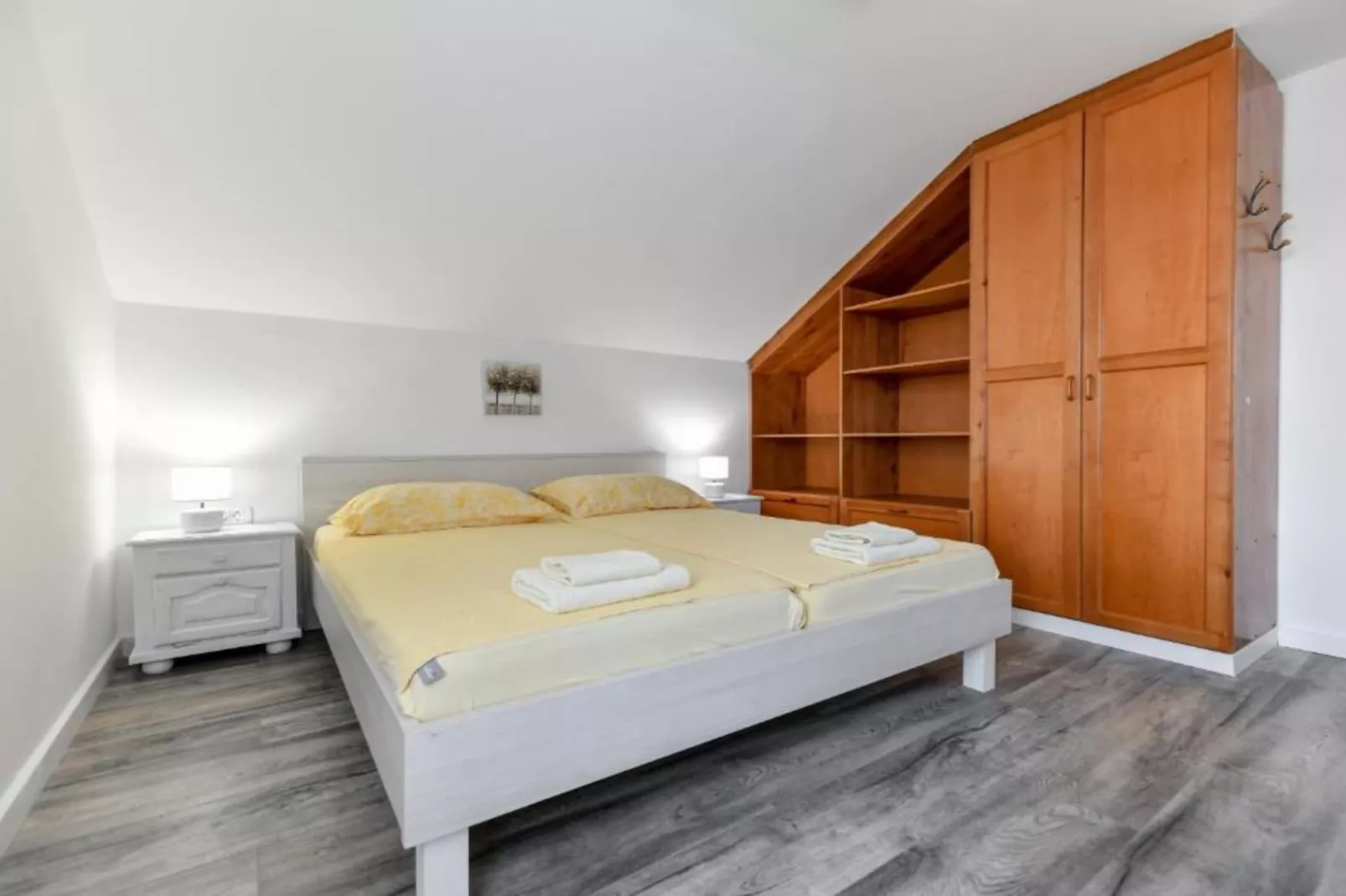 Four Bedroom Villa With Hot Tub-Chambre