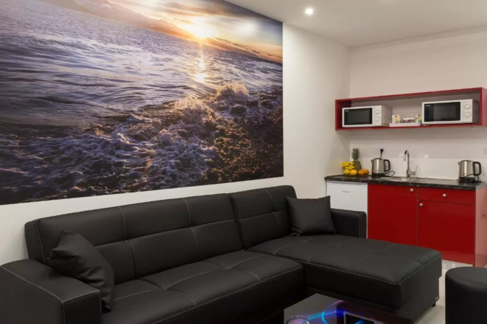Hostel Free Bird - Bed in Four Bed Mixed Dormitory Room 2 (D)-Salon