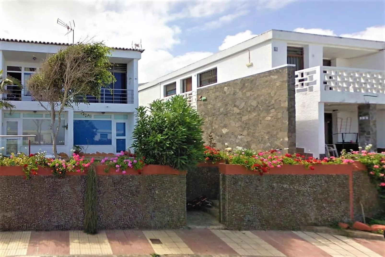 Apartamento en playa Las Carmenes-Exterior summer