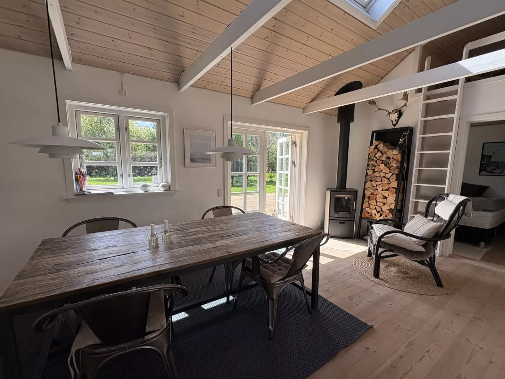 "Veljan" - 1.2km from the sea-Inside