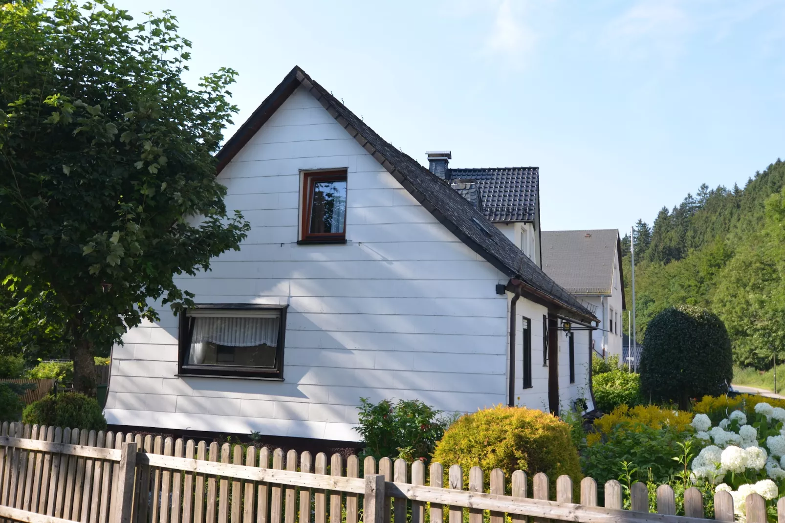 Bestwig-Exterior summer