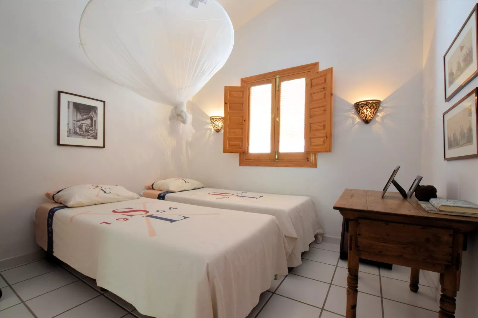 Villa Aurora-Bedroom