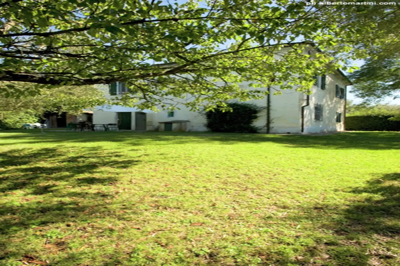 Casa Prati-Gardens summer