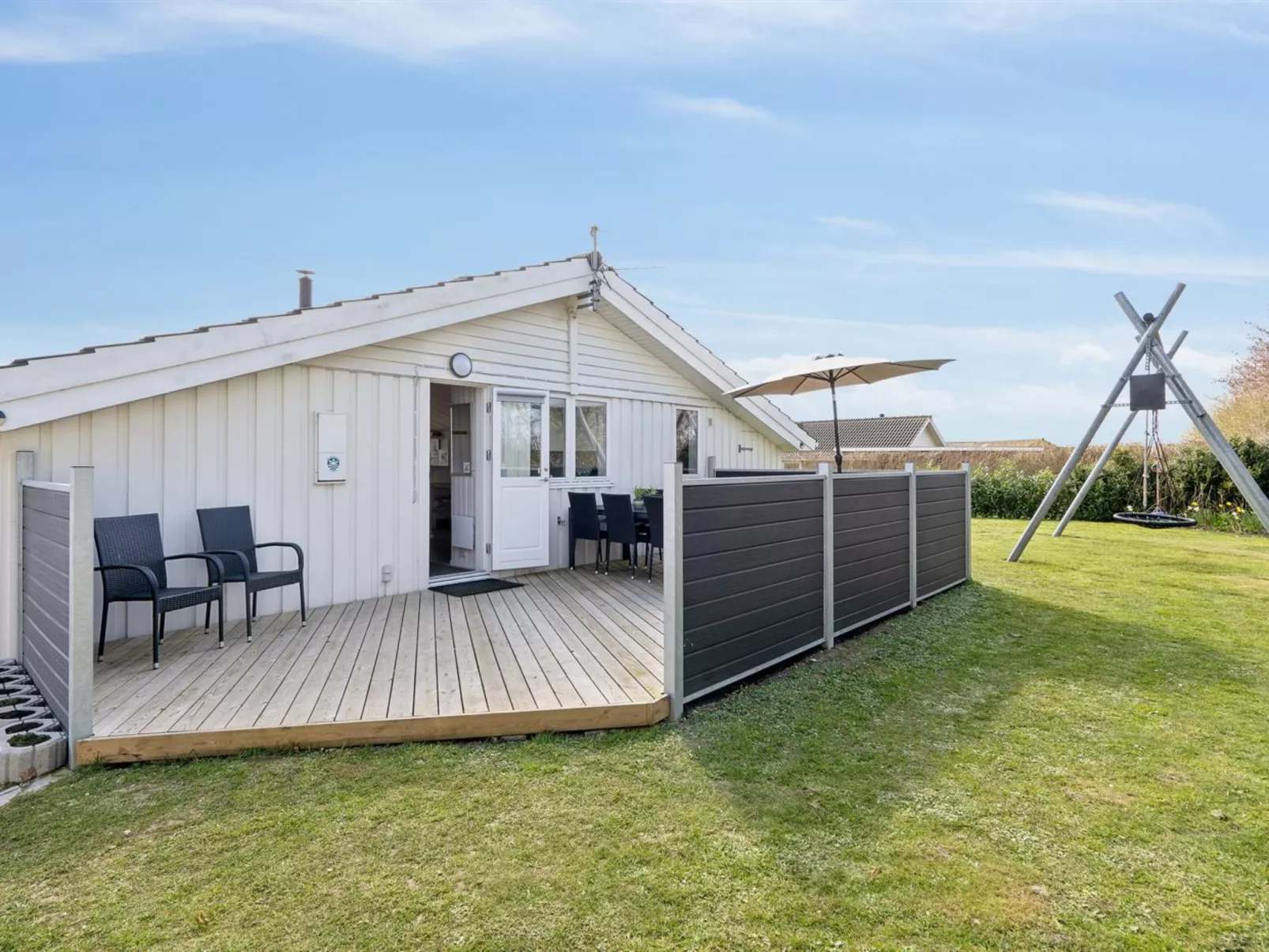 "Tjakko" - 700m from the sea-Draußen