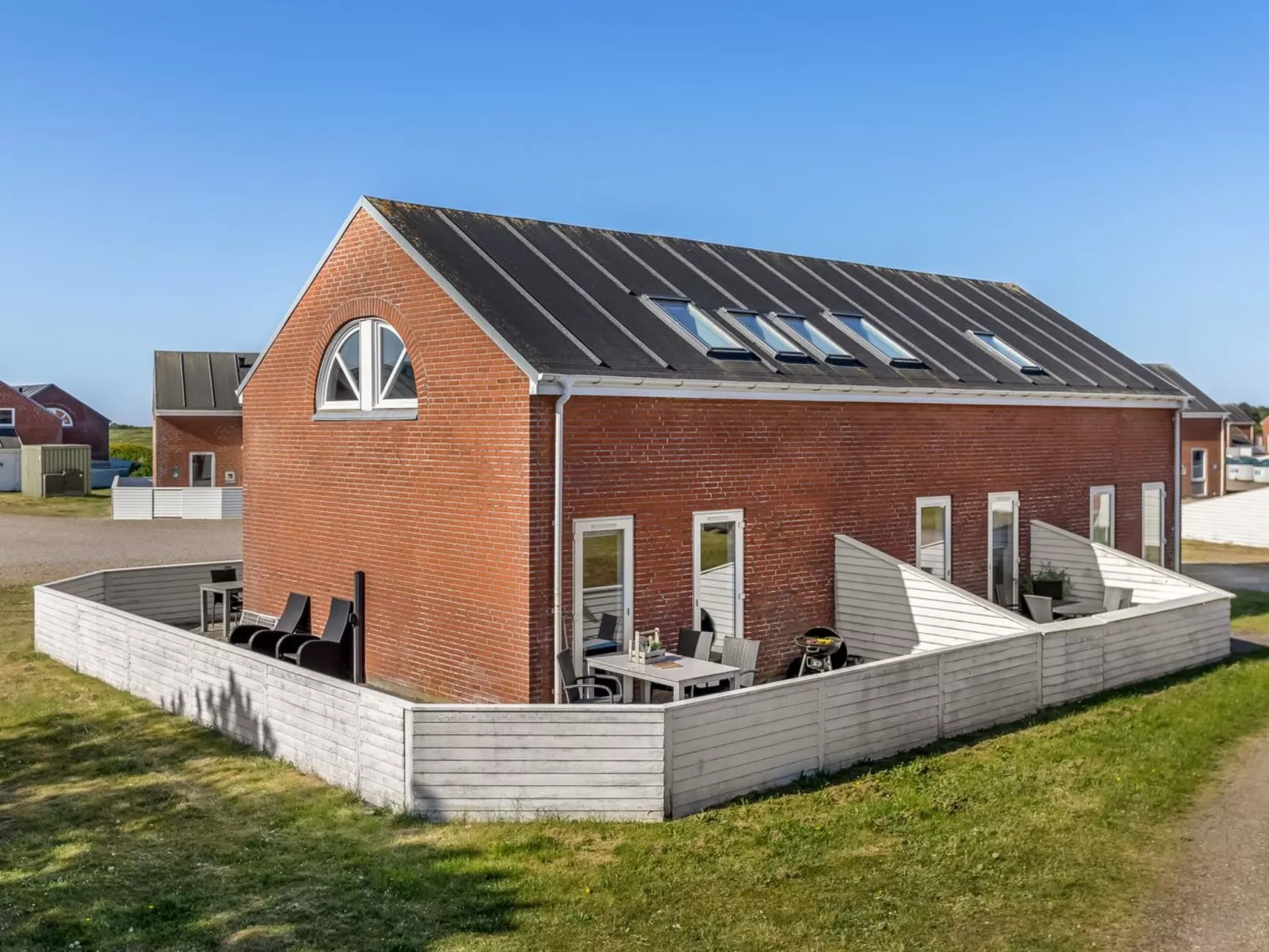 "Niilo" - 1.7km from the sea-Draußen