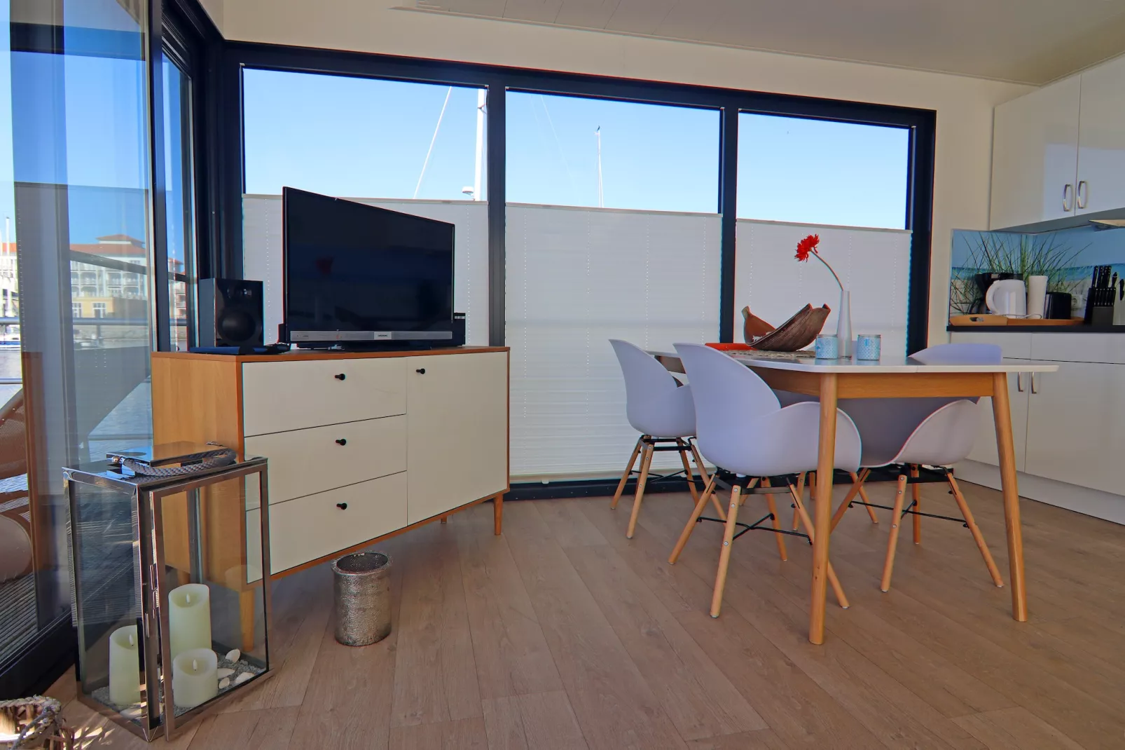 Hausboot Family & Friends LP 4 / 1-2 Personen-Dining room