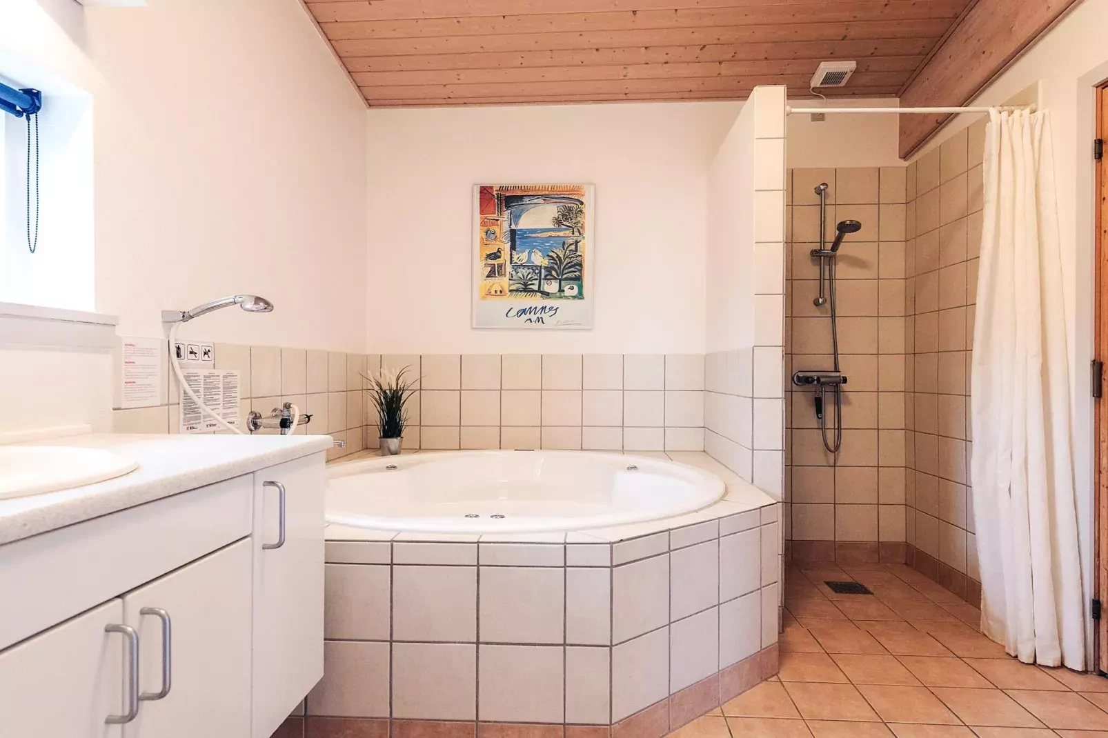 Well-maintained holiday home in Faborg-Indoor