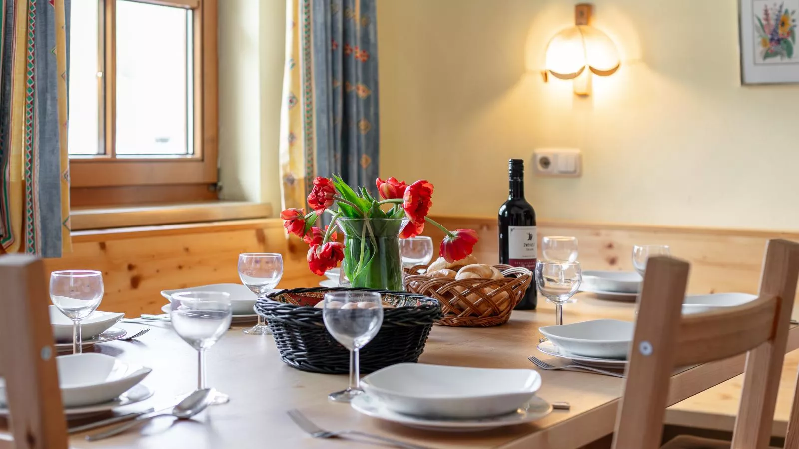 Schweizerhof Arnika-Dining room