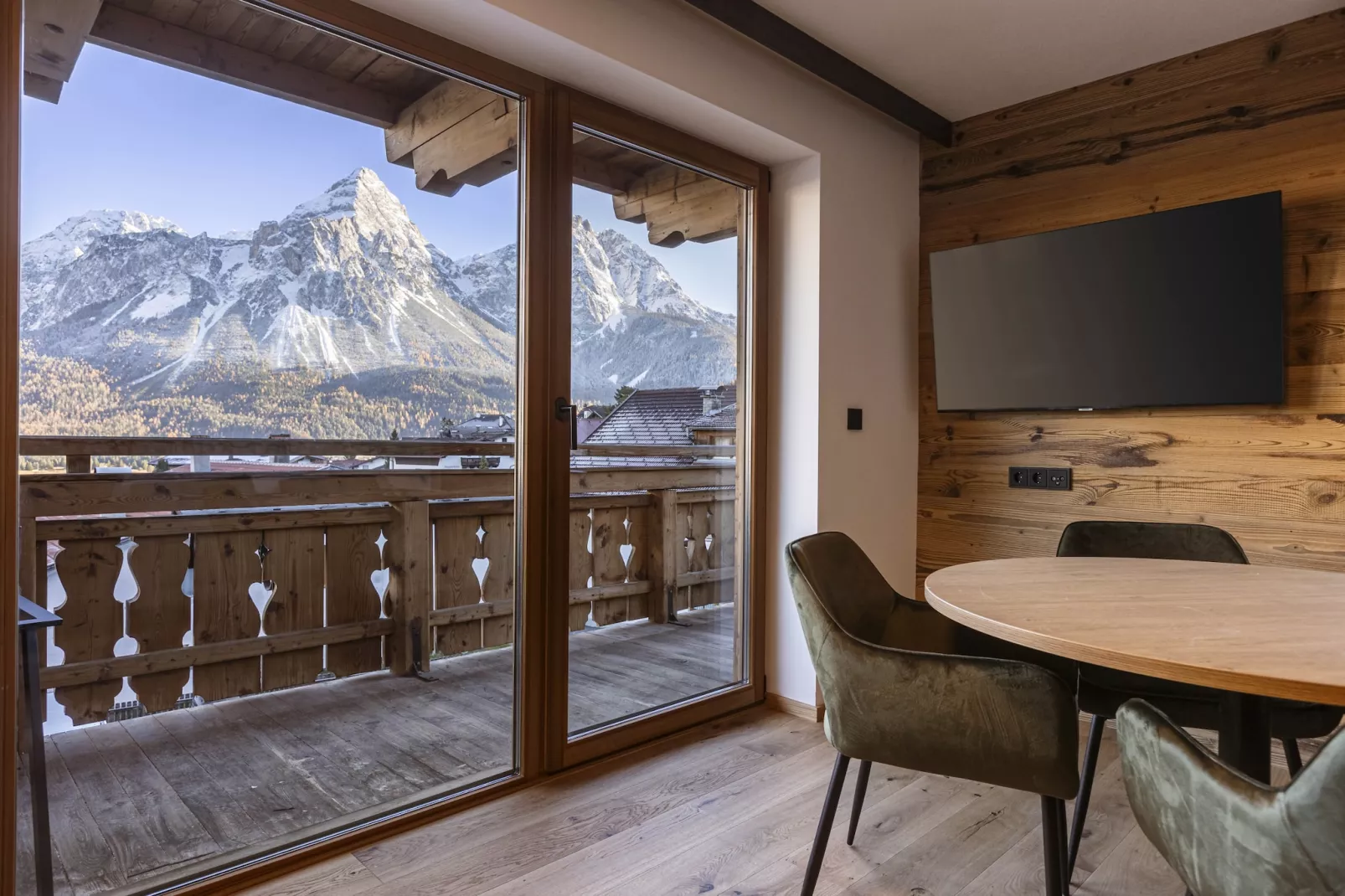 Zugspitz Suites Lermoos 2-Terrace balcony