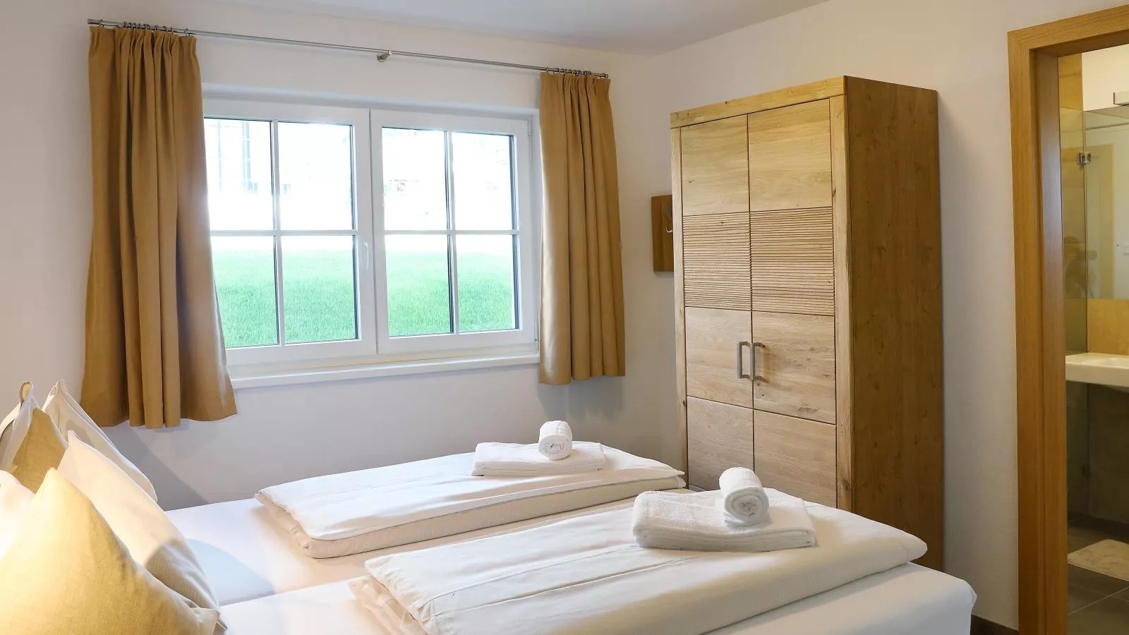 Tauern Suites Mitterwirt TOP 204-Bedroom