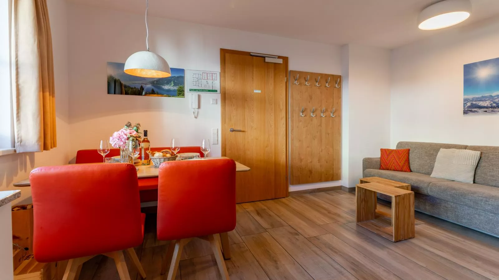 Tauern Suites Mitterwirt TOP 315-Dining room
