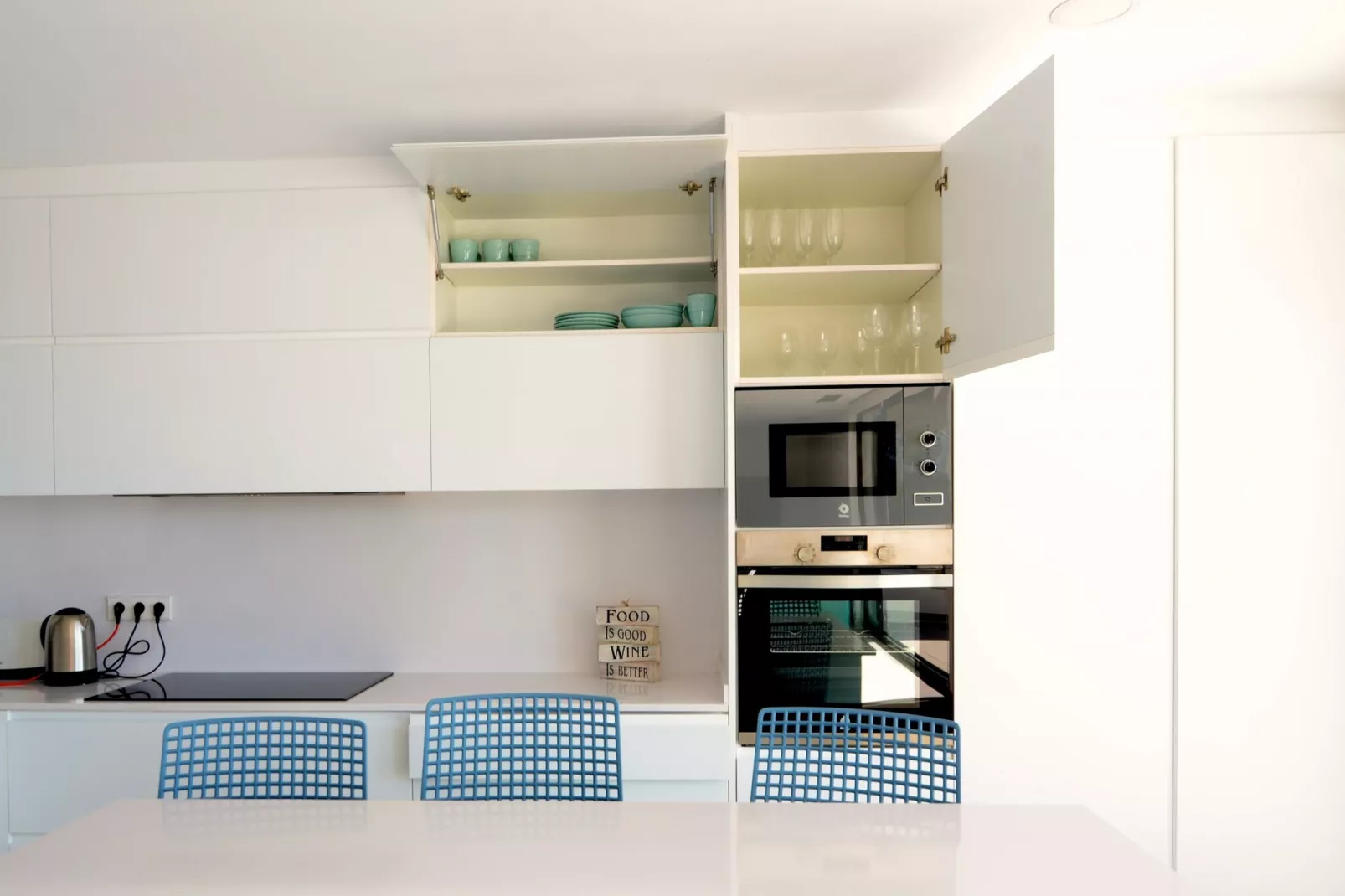 VILLA PINELL-Kitchen