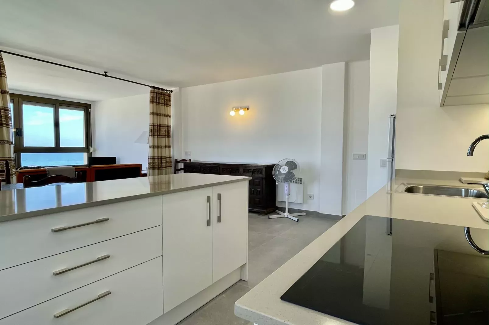 CAP CASTELL 8-A-Kitchen