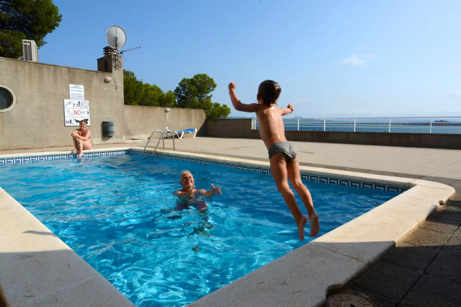 TREPUTXELL 1-2-Schwimmbad
