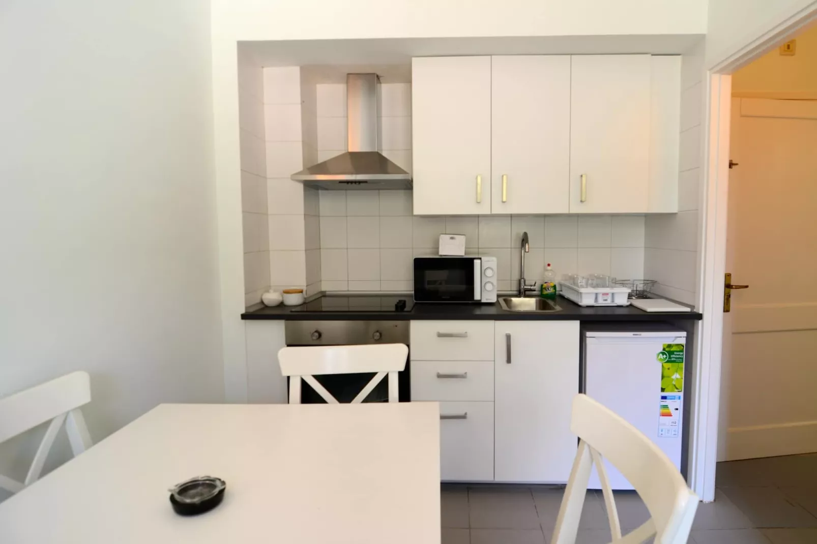 BLAU PARK 126-Kitchen
