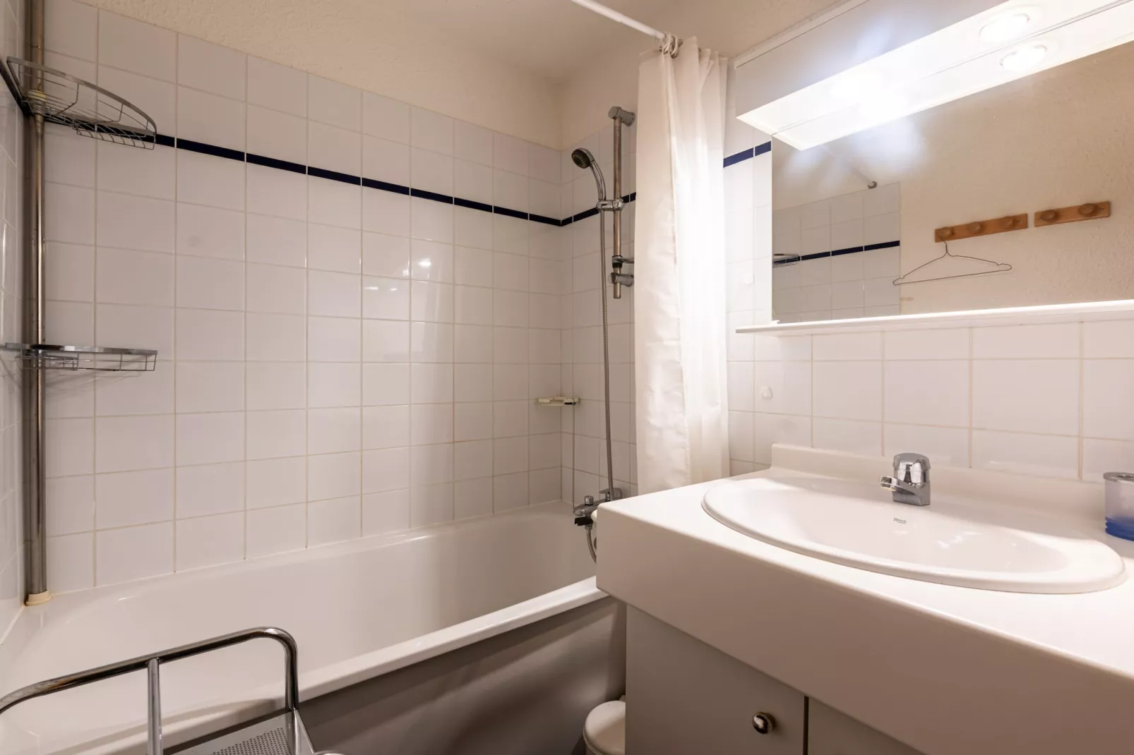 Les Eterlous N°08 - 2P5-Bathroom
