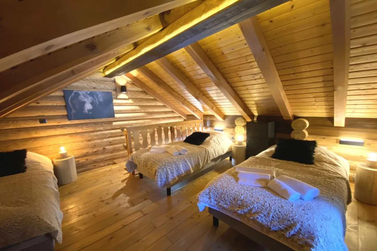 L'OURS NOIR Chalet en rondins-Schlafzimmer