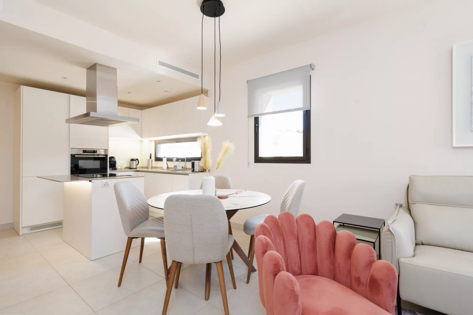 Jardinana - apartment with two bedrooms close to b-Living room