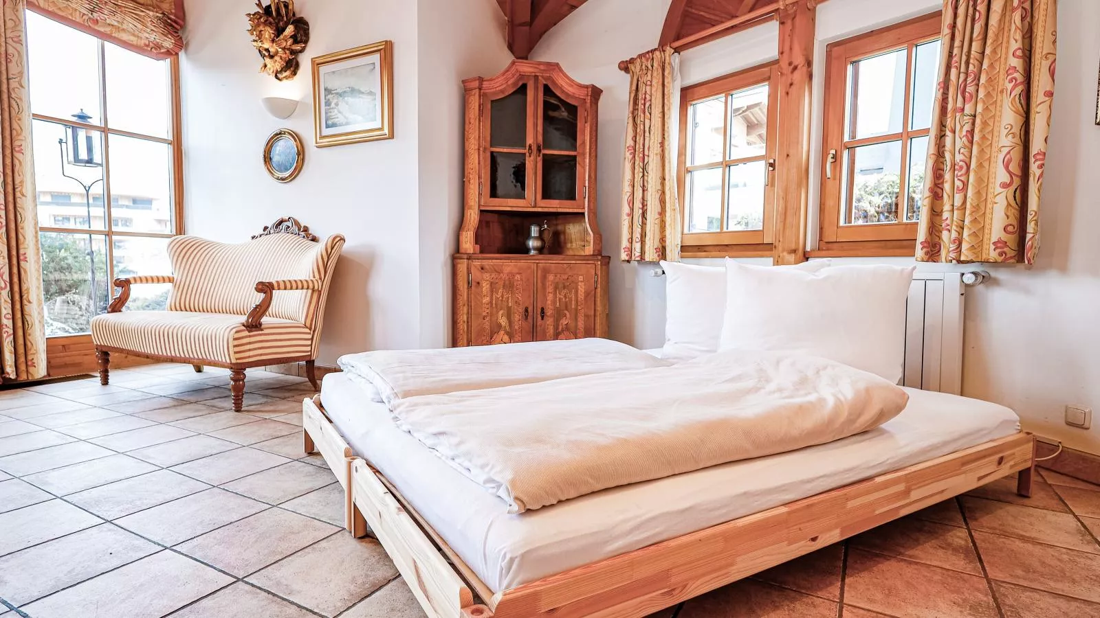 Müller Nr 1 und 2-Bedroom