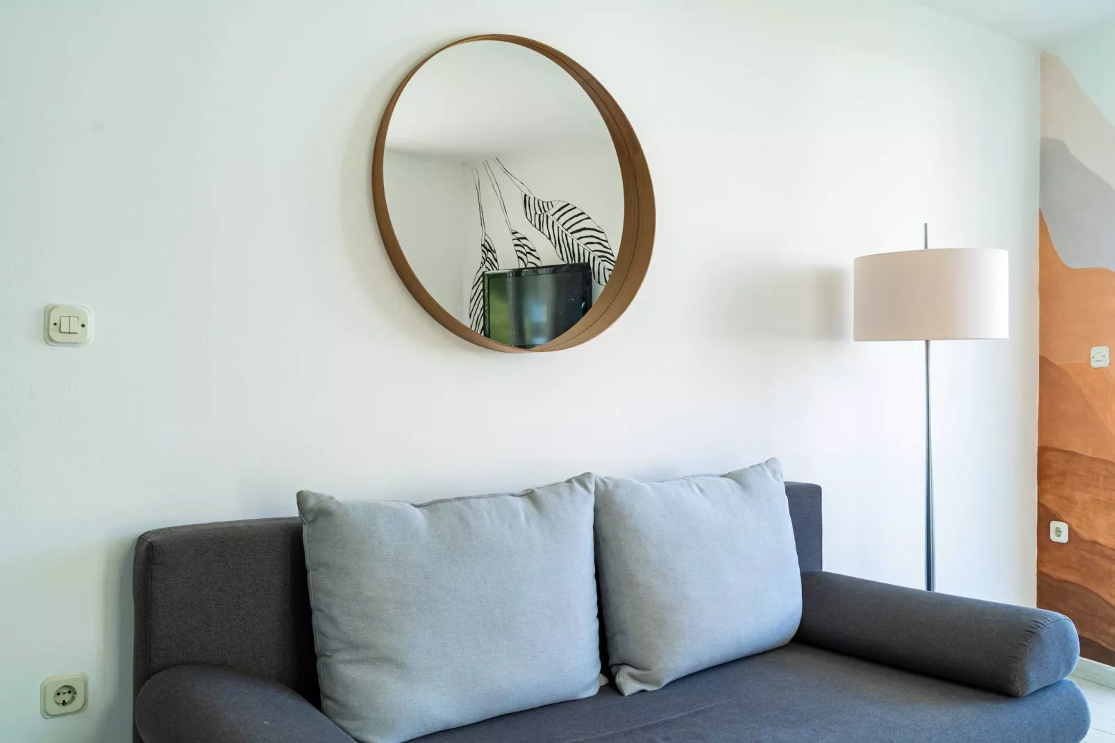 Apartment Radovan - One-Bedroom Apartment with Balcony and Sea View-Wohnzimmer
