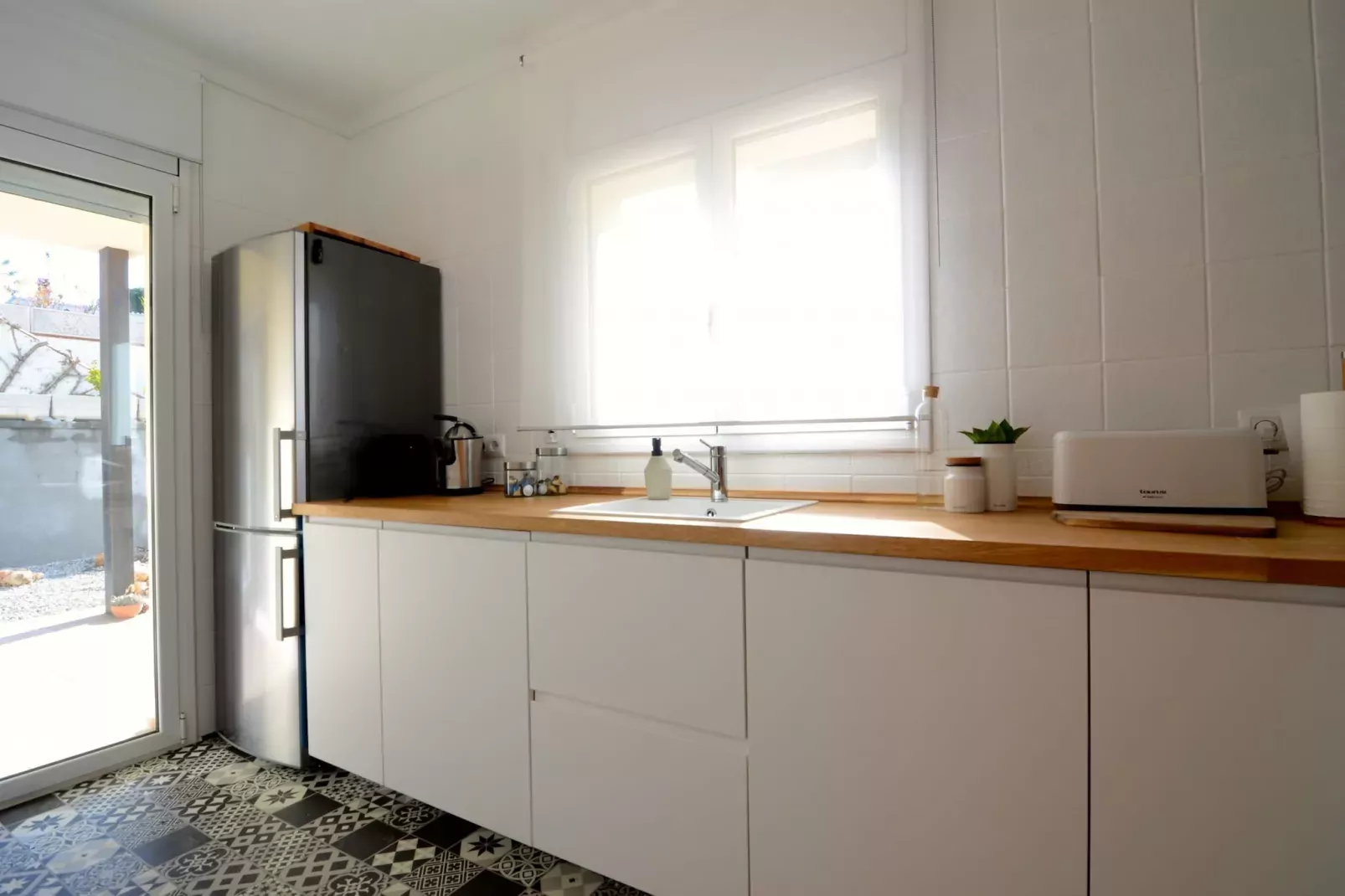 COSSIS 61B-Kitchen