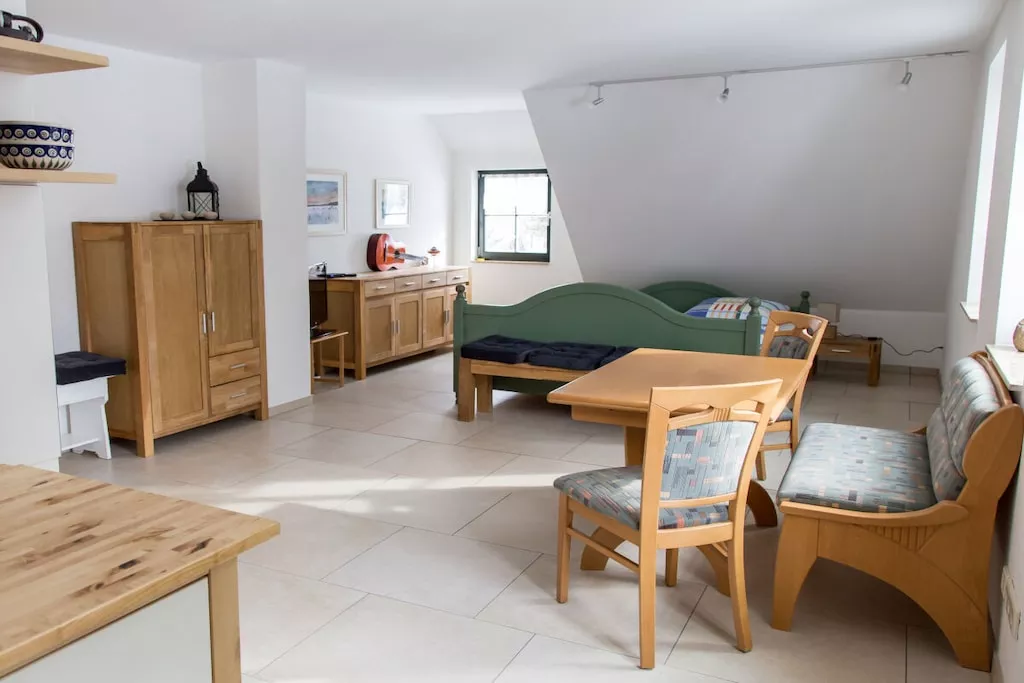 136887-Schlafzimmer